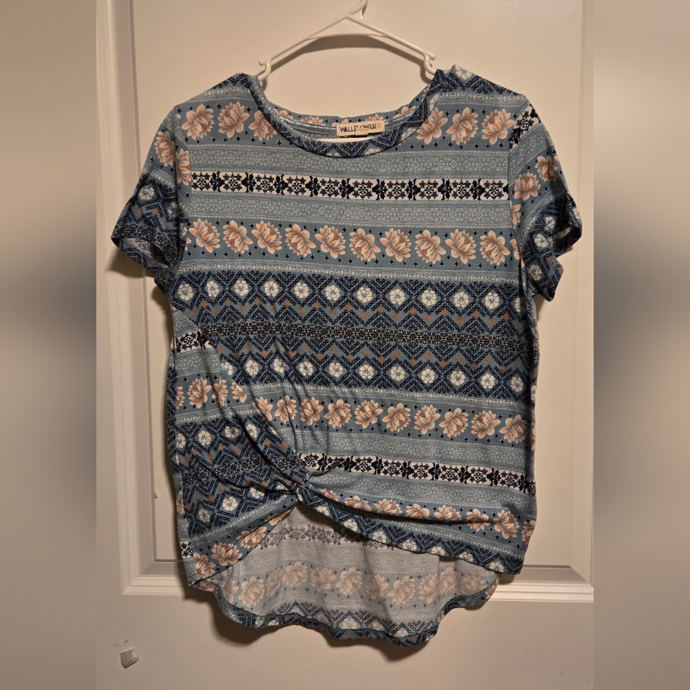 Wallflower Blue Gray Tie Front Short Sleeve T-Shirt